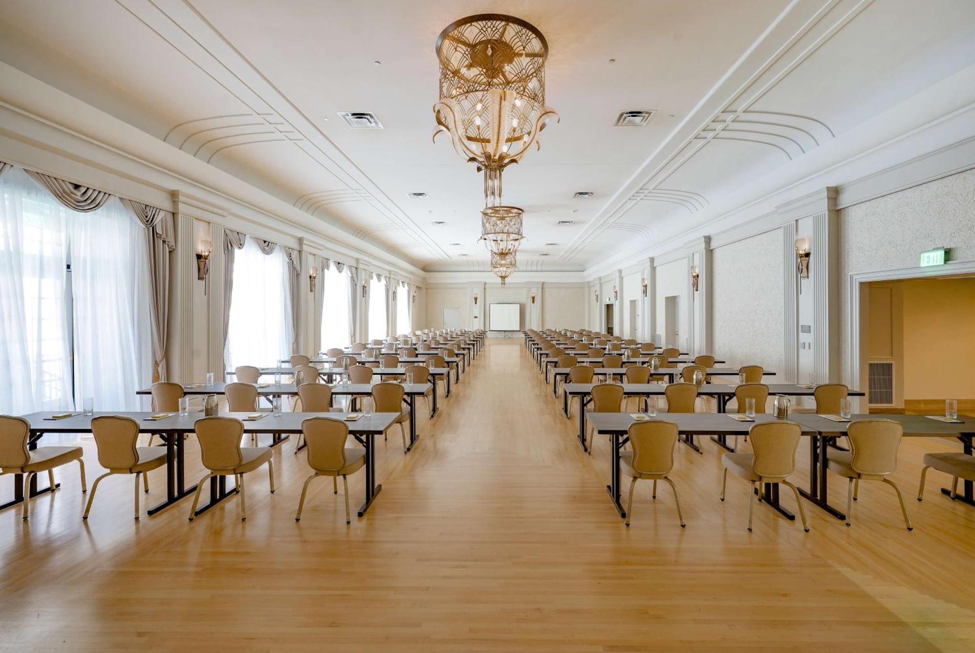 Hotel Fort Des Moines, Curio Collection By Hilton Exteriör bild