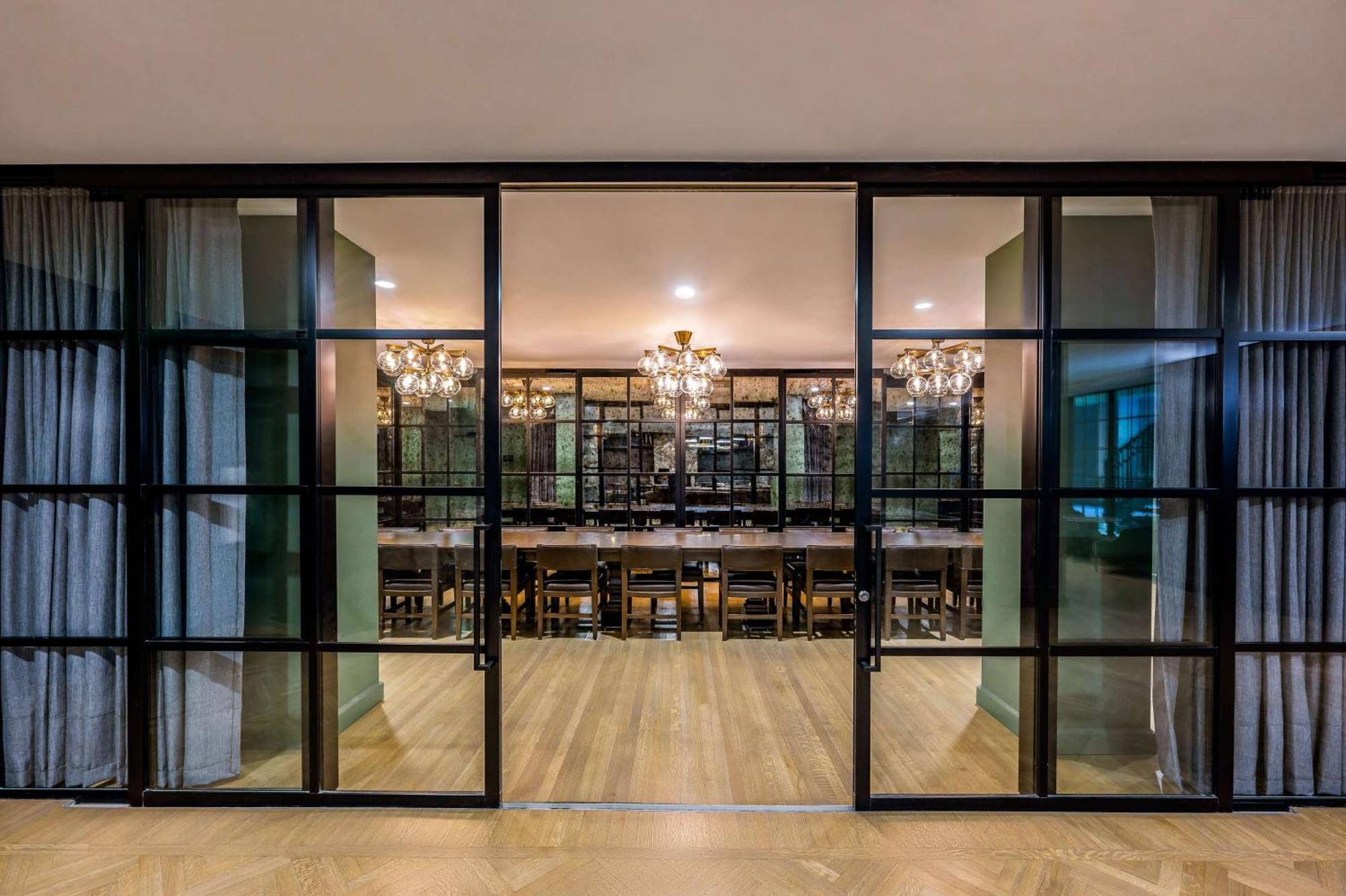 Hotel Fort Des Moines, Curio Collection By Hilton Exteriör bild