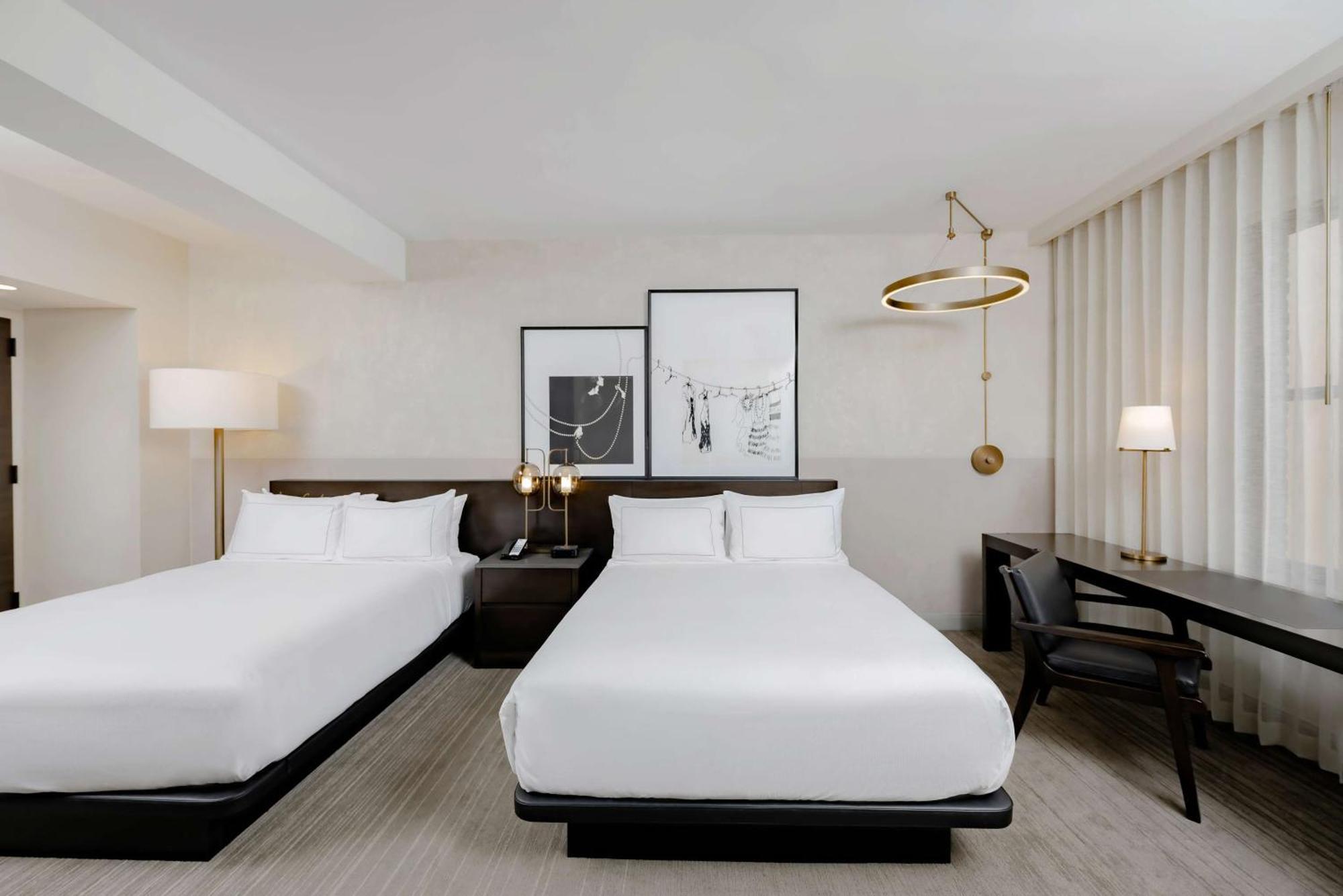 Hotel Fort Des Moines, Curio Collection By Hilton Exteriör bild