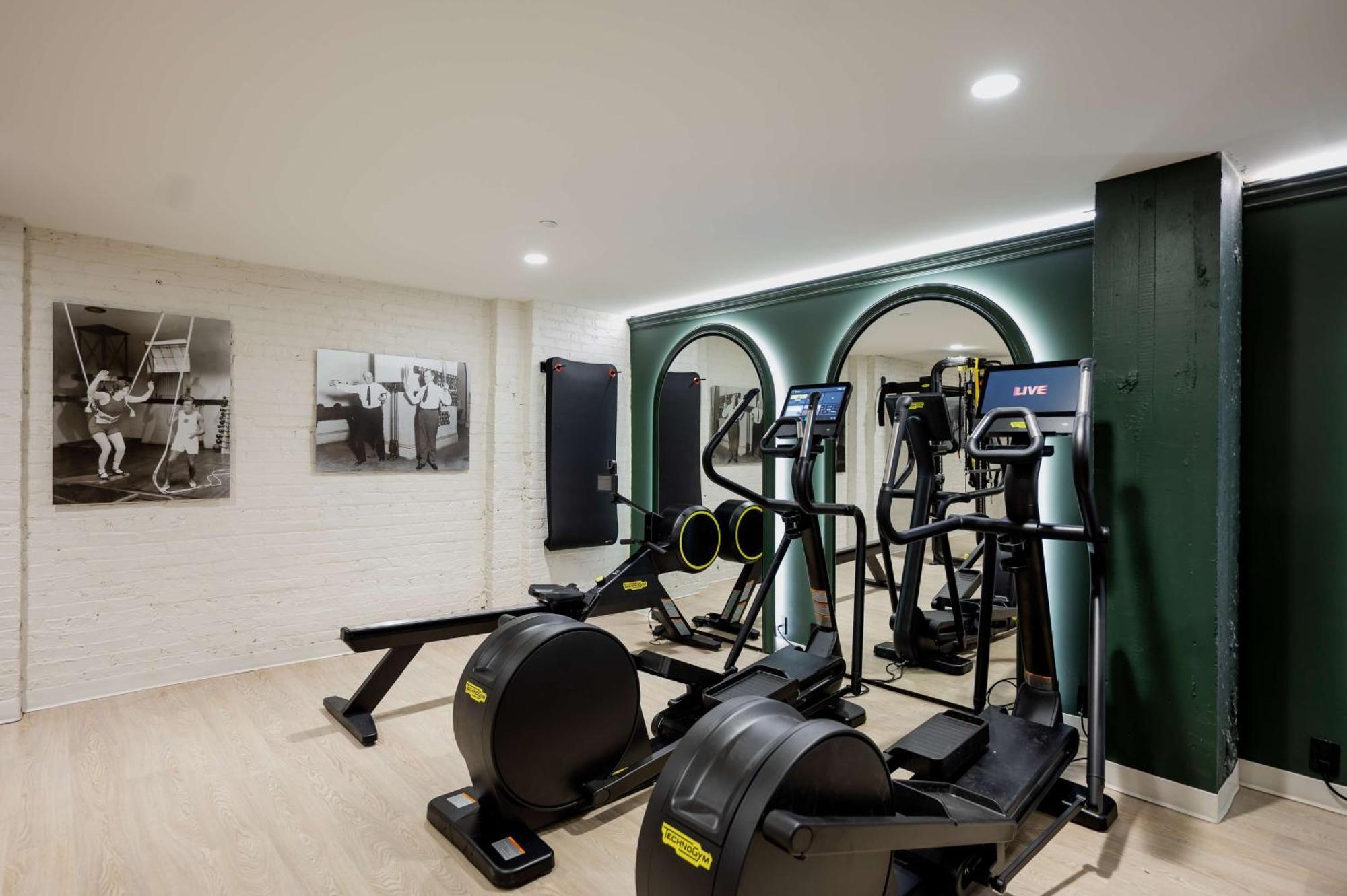 Hotel Fort Des Moines, Curio Collection By Hilton Exteriör bild