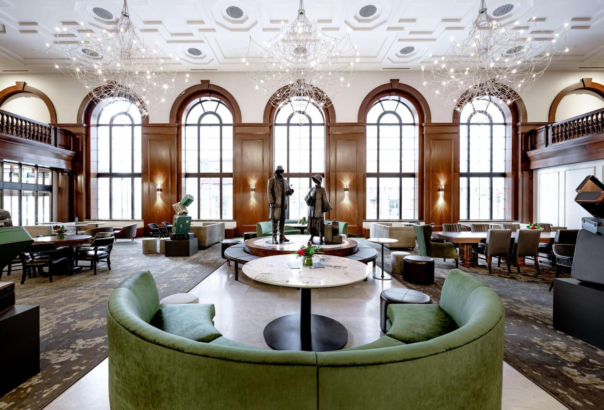 Hotel Fort Des Moines, Curio Collection By Hilton Exteriör bild